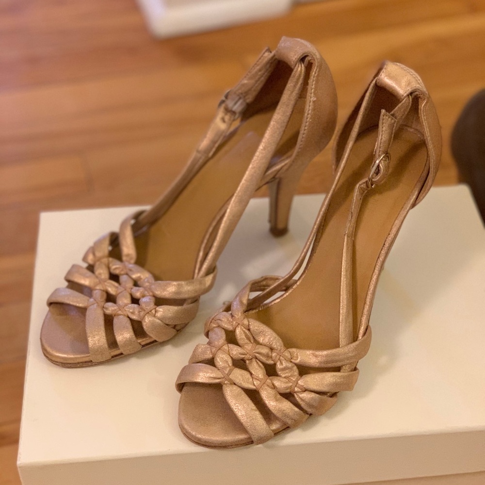 Sezane sandales like new champagne rosée irisdescent